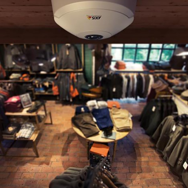 Övervakningskamera i butikslokal